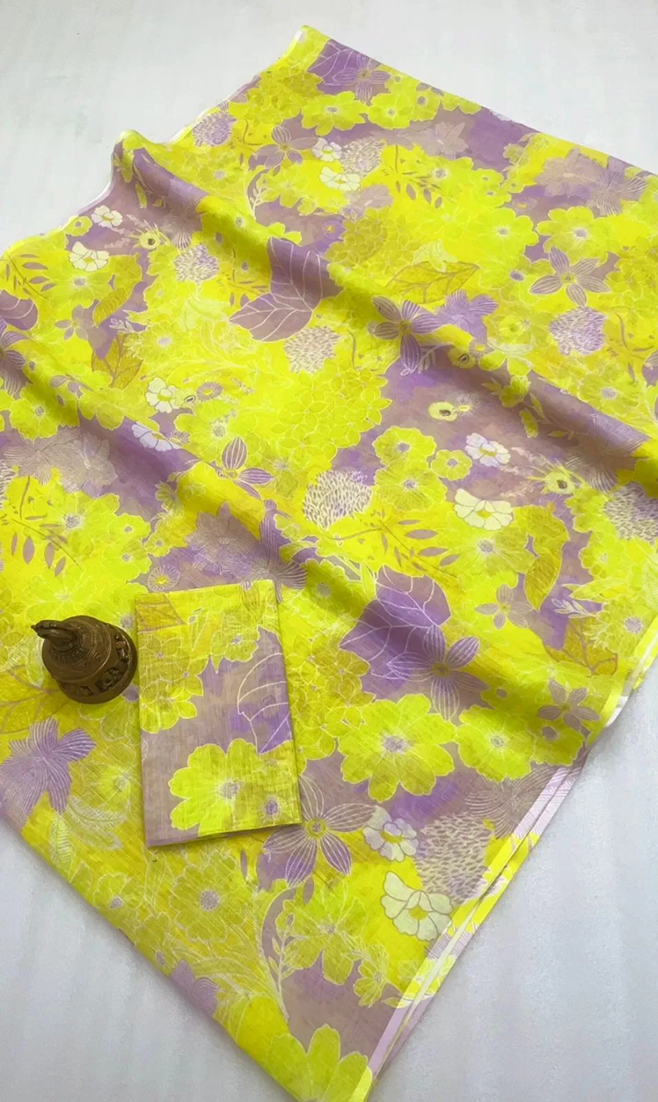 MG 519 Plain Linen Digital Printed Designer Saree Orders In India